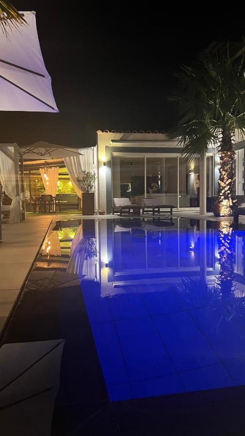 Bed and Breakfast Mon Petit Bali Maussane-les-Alpilles Exterior foto