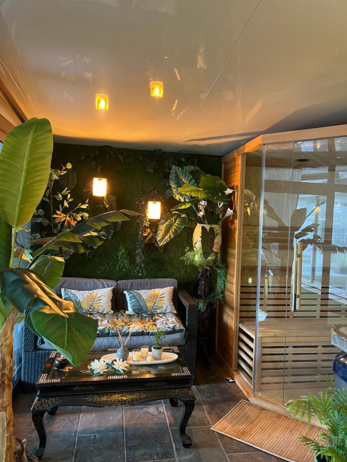 Bed and Breakfast Mon Petit Bali Maussane-les-Alpilles Exterior foto